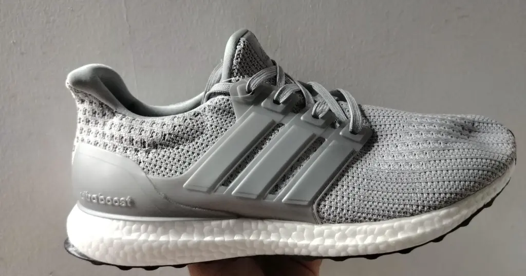 Ultraboost 1.0 gris