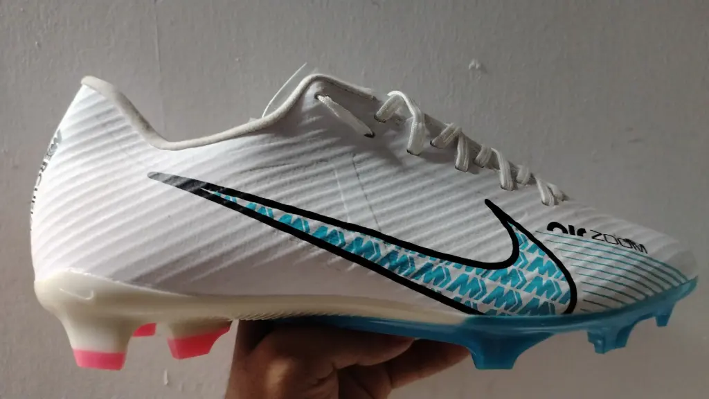 guayo Nike mercurial vapor 15