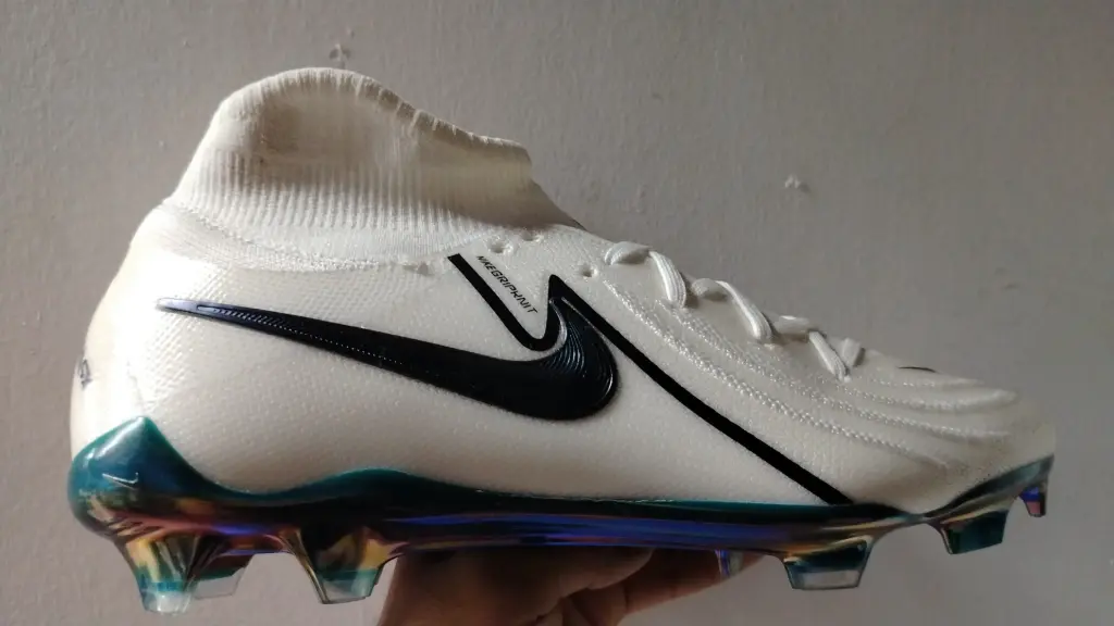 guayo Nike panthon luna II elite fg