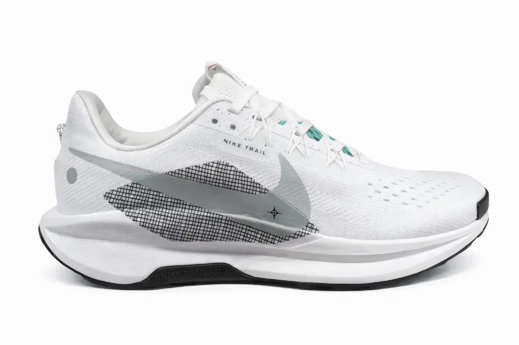Nike trail blanca