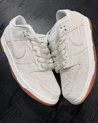 Nike sb dunk besih
