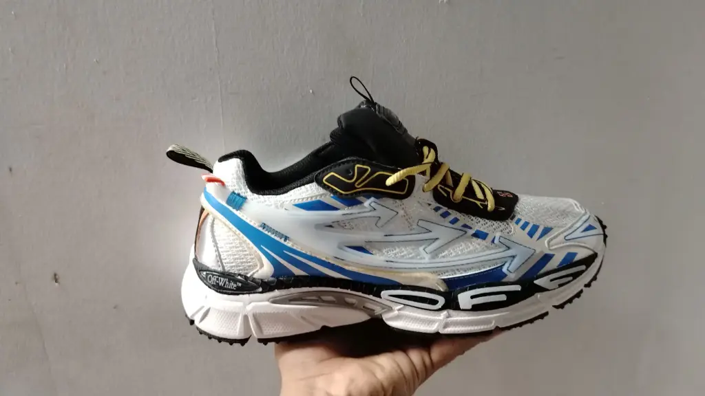 off white be right back nueva york