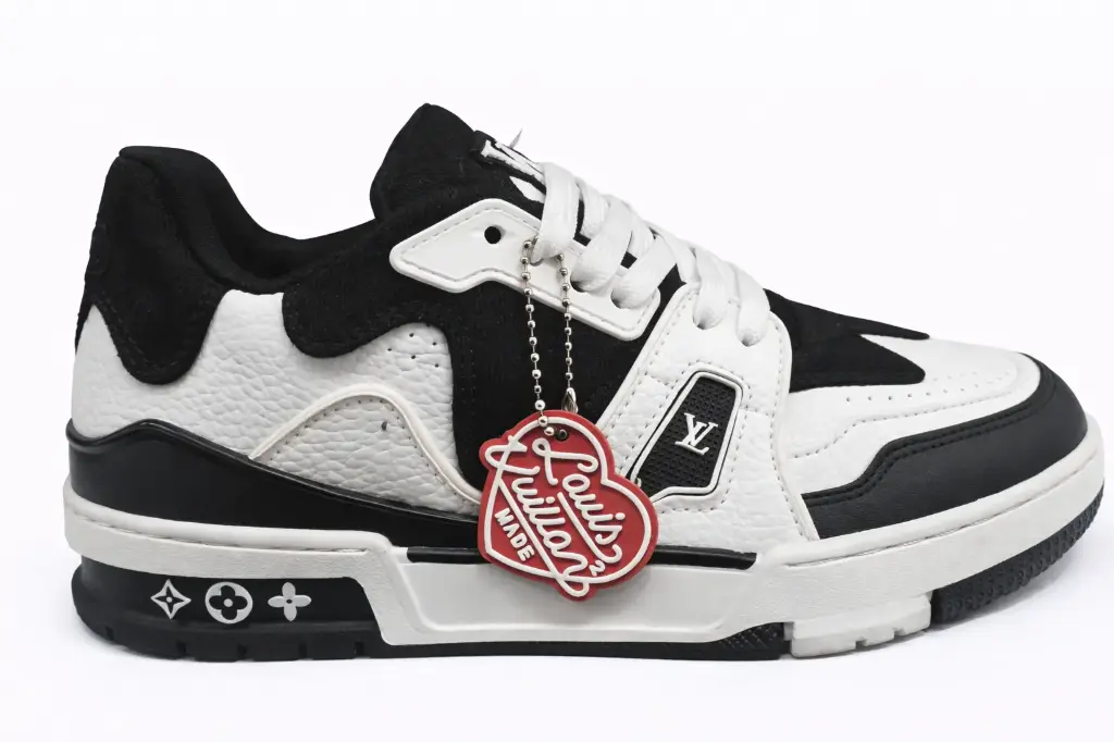 Louis vuitton trainer vintage