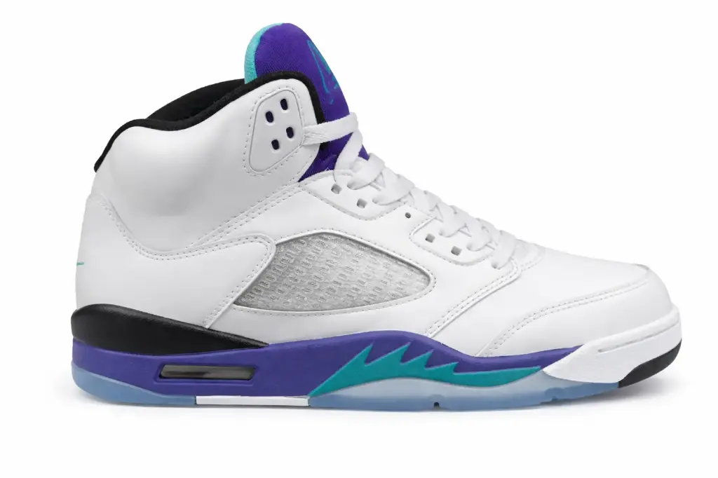 Air jordan retro 5 blanca morado
