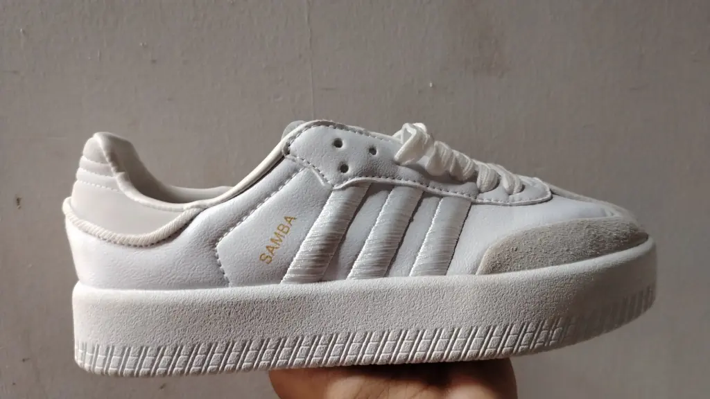 Adidas samba tripLe white