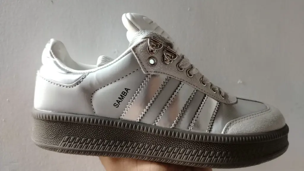 Adidas samba xlg off white metalic