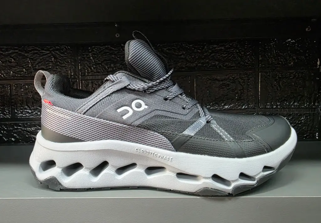 On running cloud negra hombre