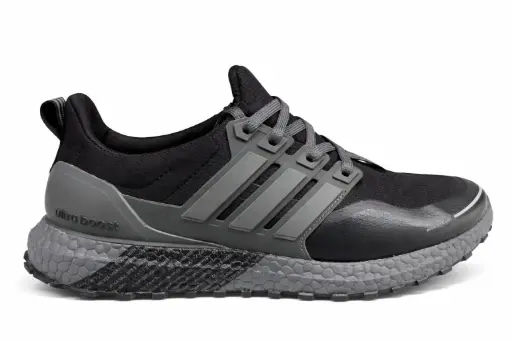 Ultraboost terrain negra