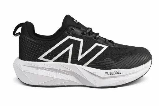 New balance fuellcell negra