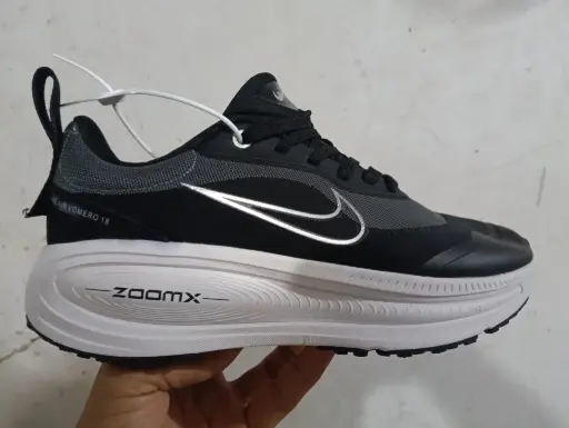 [air vomero 18] Nike air vomero 18 