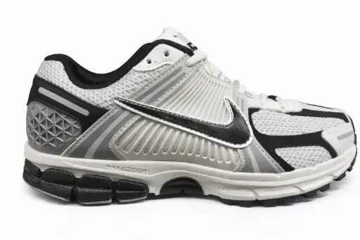 Nike  vomero 5 hombre