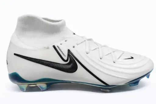 guayo Nike panthon luna II elite fg